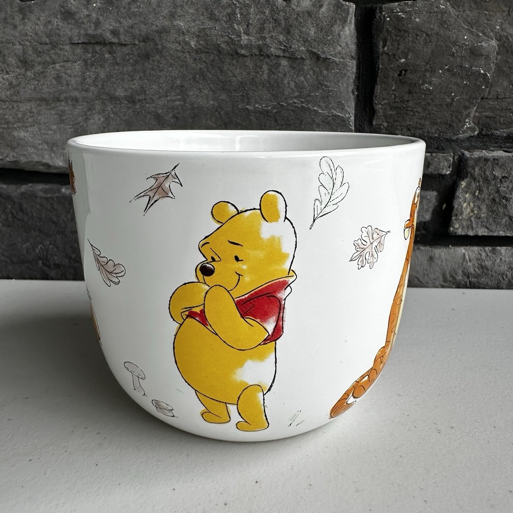 Disney Winnie The Pooh Fall Autumn Ceramic Mixing Bowl Tigger Eeyore Piglet